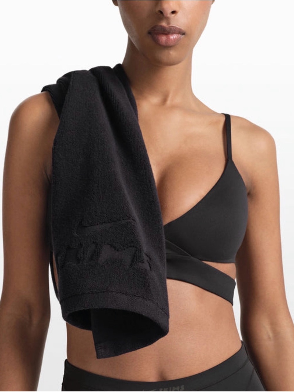 NikeSkims Small Towel Workout Hand Obsidian black NWT